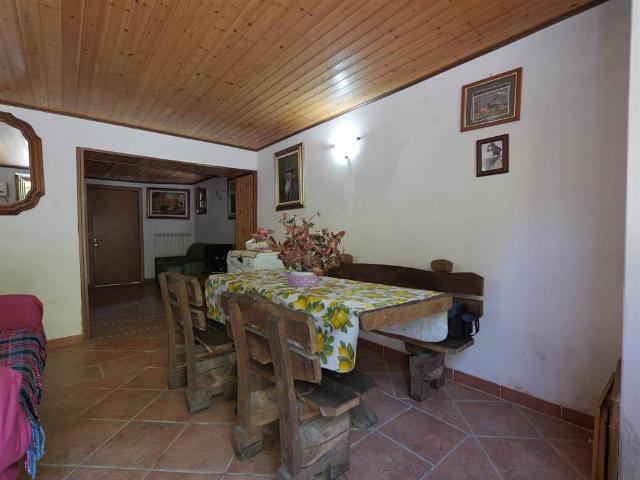 Appartamento in vendita a Carrodano SP