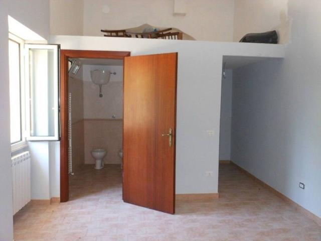 Appartamento in vendita a Carsoli AQ