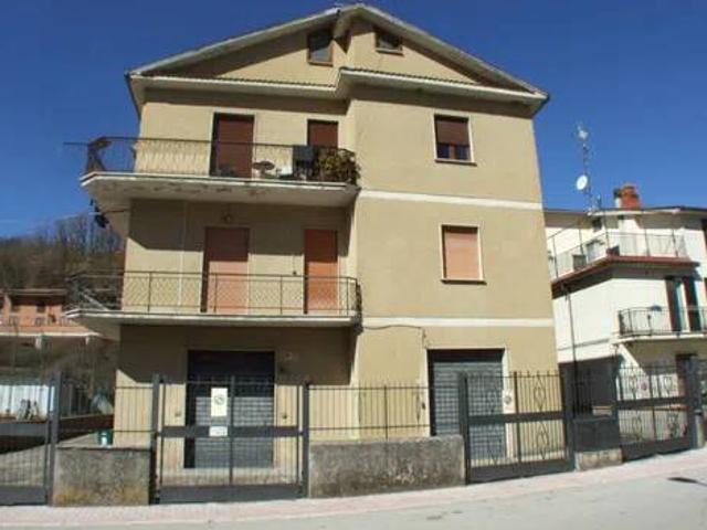 Appartamento in vendita a Carsoli AQ