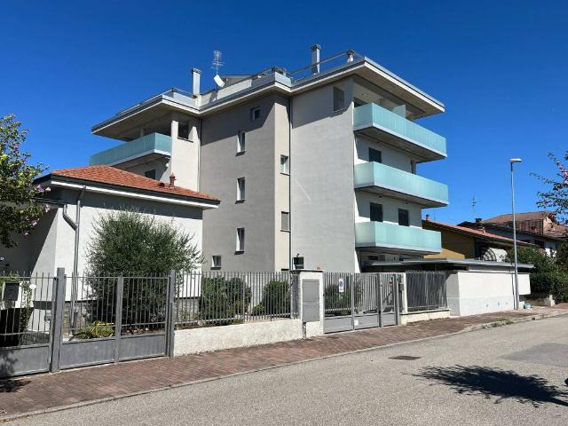 Appartamento in vendita a Carugate MI
