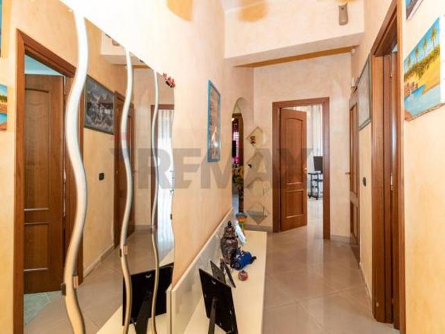 Appartamento in vendita a Catania, Centro Storico