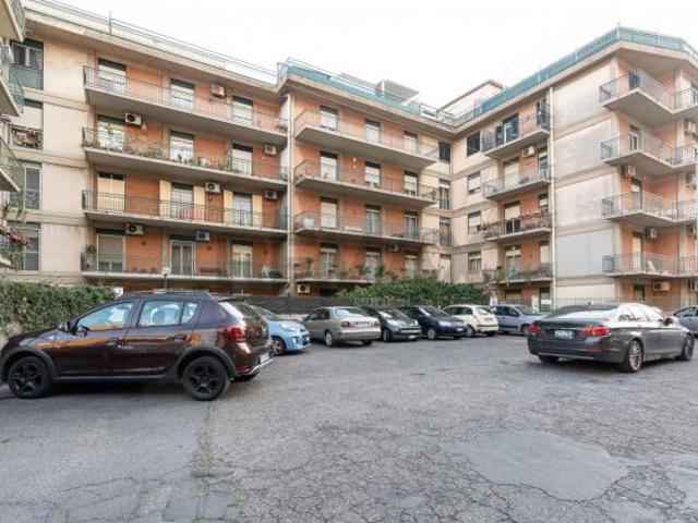 Appartamento in vendita a Catania, Barriera