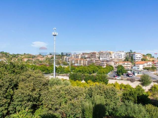 Appartamento in vendita a Catania, Barriera