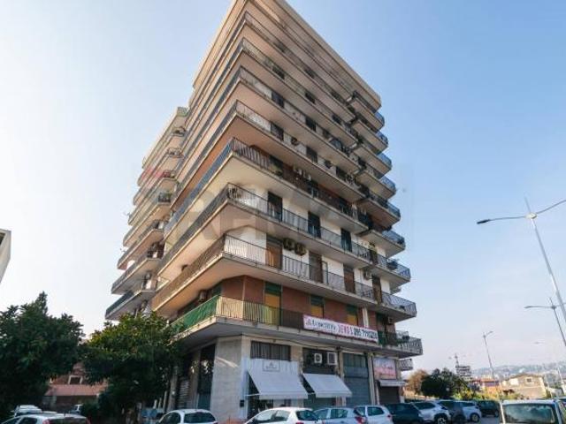 Appartamento in vendita a Catania, De Gasperi p.zza Europa