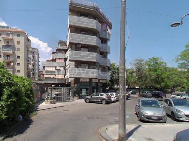 Appartamento in vendita a Catania largo Papa Paolo vi, 9, Gioeni