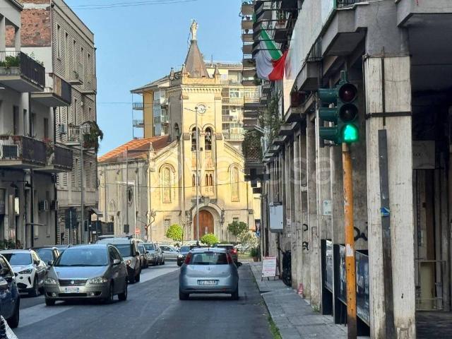 Appartamento in vendita a Catania via Principe Nicola, Guardia Li Cuti