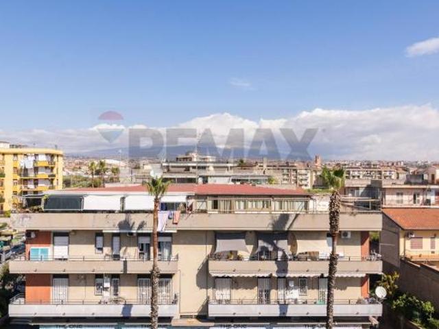 Appartamento in vendita a Catania, Viale Rapisardi