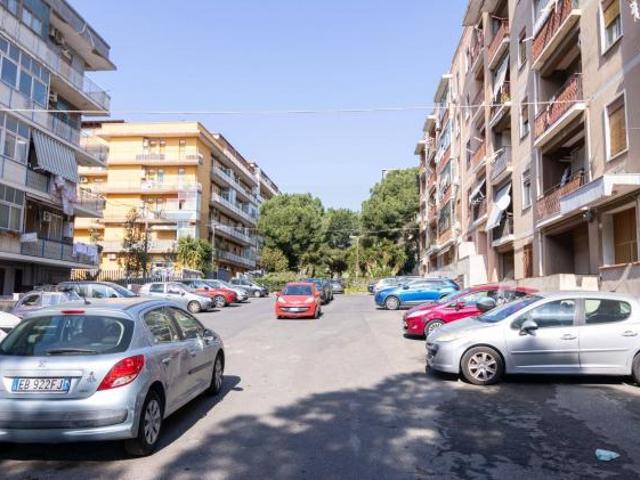 Appartamento in vendita a Catania, Viale Rapisardi