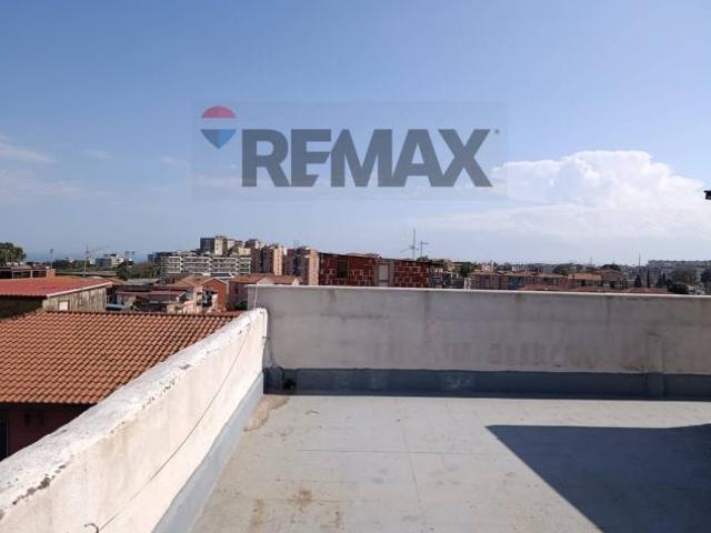 Appartamento in vendita a Catania, Viale Rapisardi