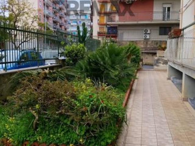 Appartamento in vendita a Catania, Vincenzo Giuffrida
