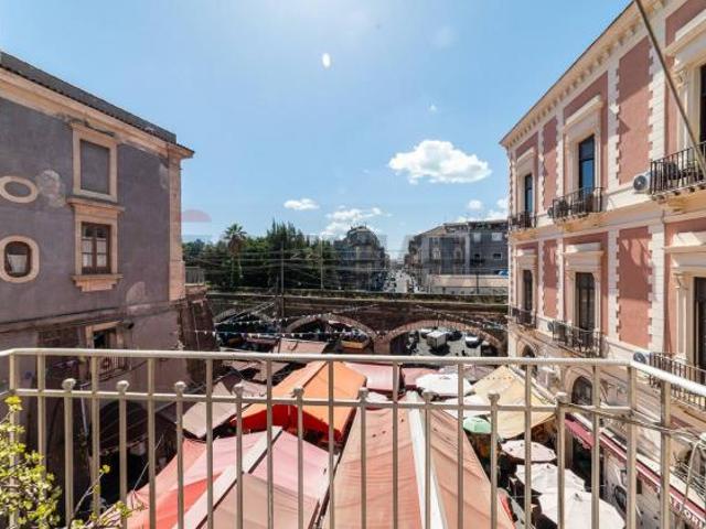 Appartamento in vendita a Catania, Zona centro