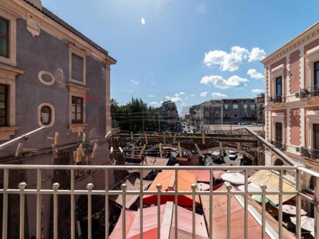 Appartamento in vendita a Catania, Zona centro
