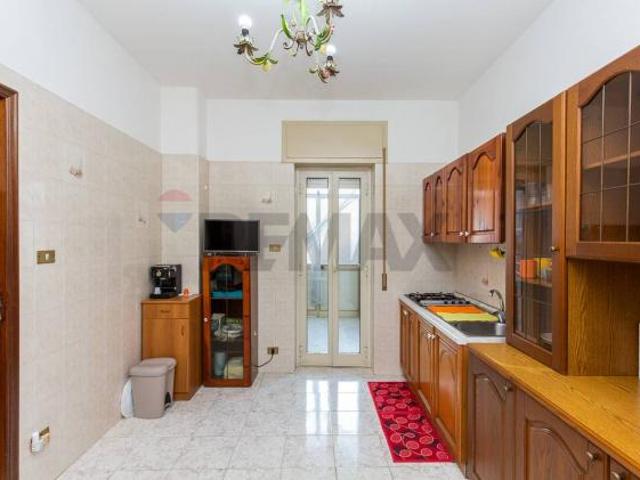 Appartamento in vendita a Catania, Zona centro
