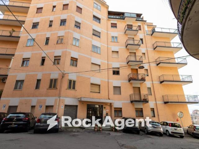 Appartamento in vendita a Catanzaro via Eugenio de Riso, 77, San Leonardo
