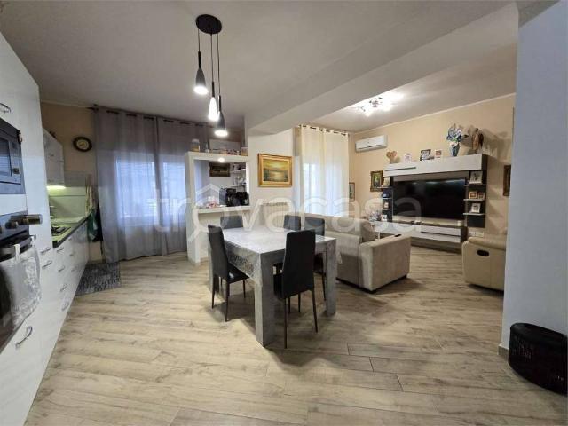 Appartamento in vendita a Catanzaro viale crotone, 27 a, Catanzaro Lido