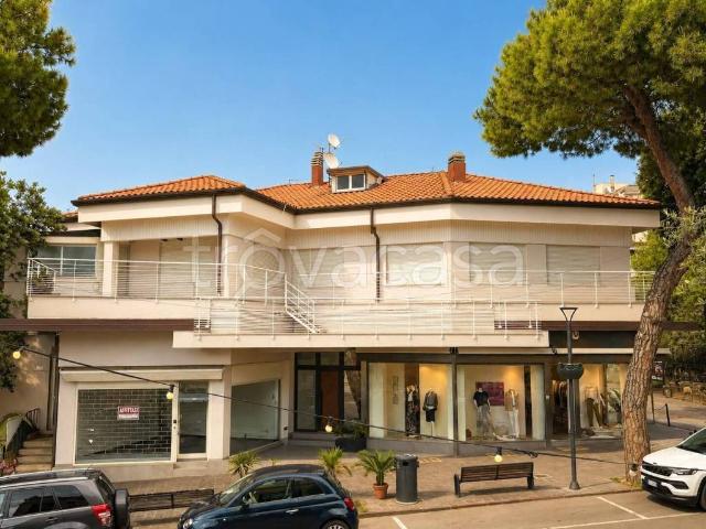 Appartamento in vendita a Cattolica via Cino Mancini, 55