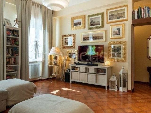 Appartamento in vendita a Cattolica via Bovio, 27