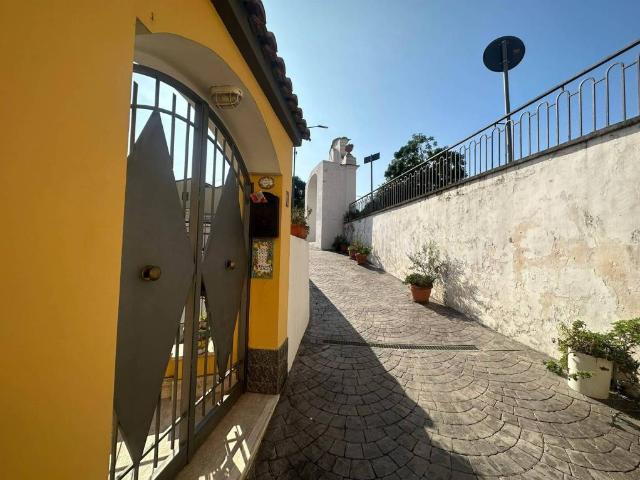 Appartamento in vendita a Cava de' Tirreni SA