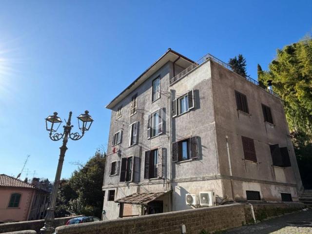 Appartamento in vendita a Cave RM
