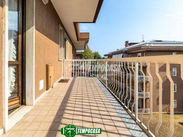 Appartamento in vendita a Cavenago Di Brianza