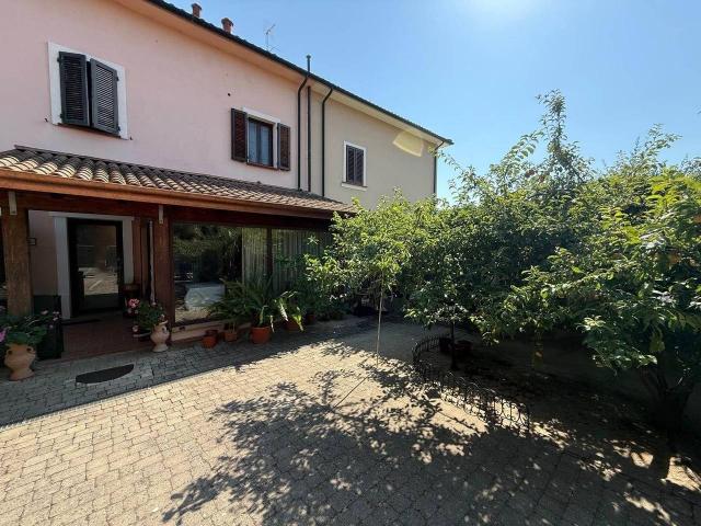 Appartamento in vendita a Cecina