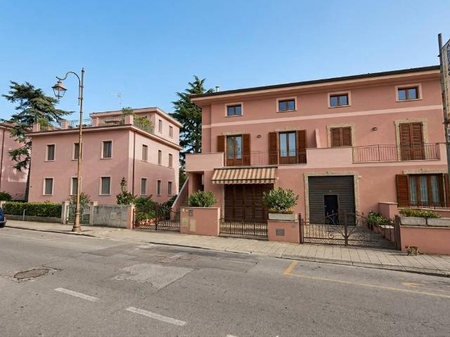 Appartamento in vendita a Cecina