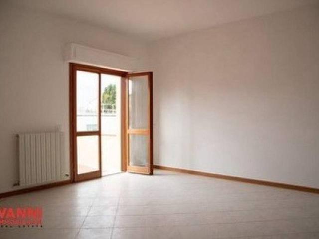 Appartamento in vendita a Cecina