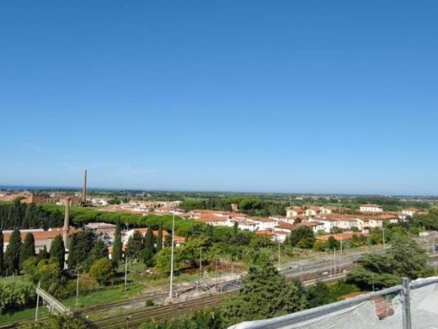 Appartamento in vendita a Cecina