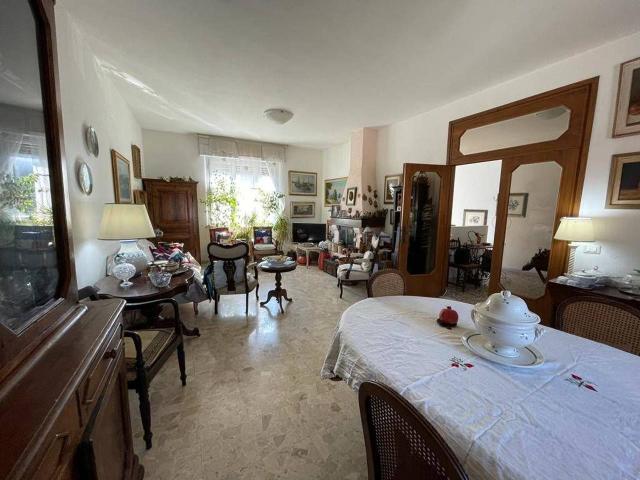 Appartamento in vendita a Cecina