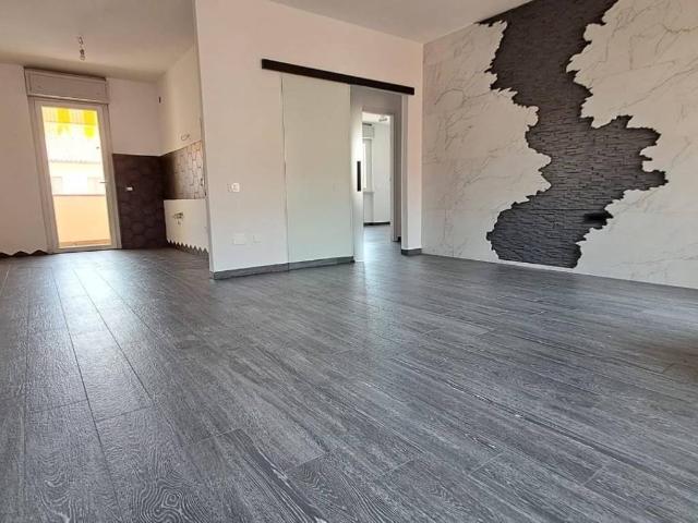 Appartamento in vendita a Cecina LI