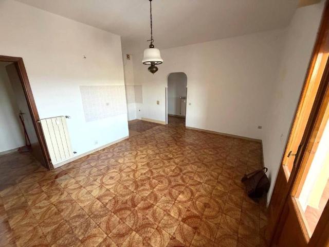 Appartamento in vendita a Cecina LI