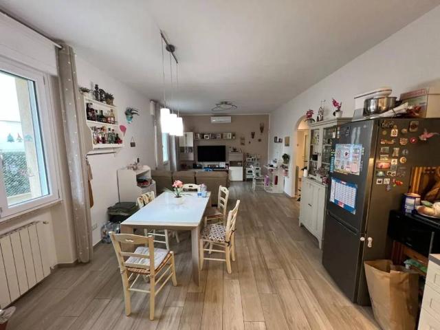 Appartamento in vendita a Cecina LI