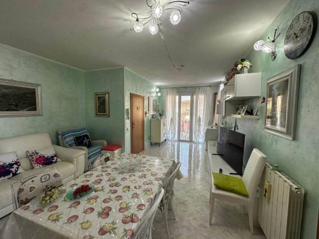 Appartamento in vendita a Cecina LI