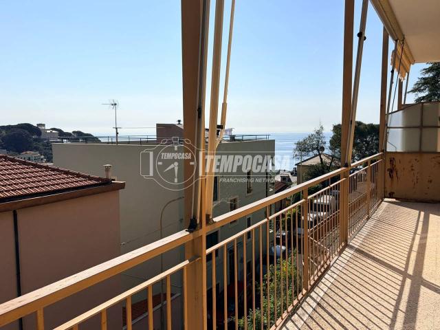 Appartamento in vendita a Celle Ligure