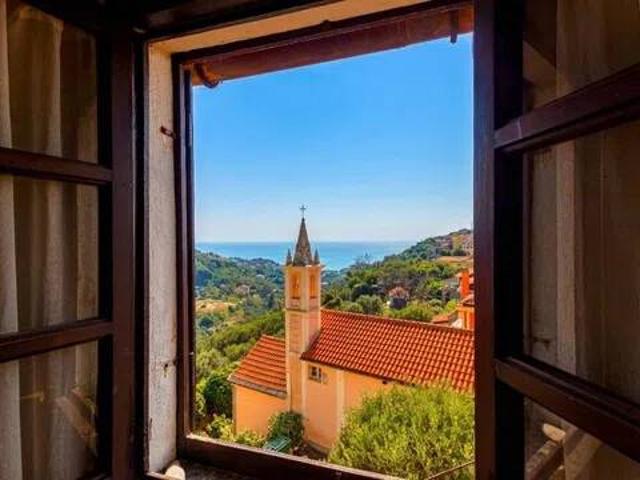 Appartamento in vendita a Celle Ligure SV
