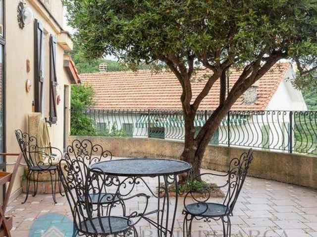 Appartamento in vendita a Celle Ligure SV