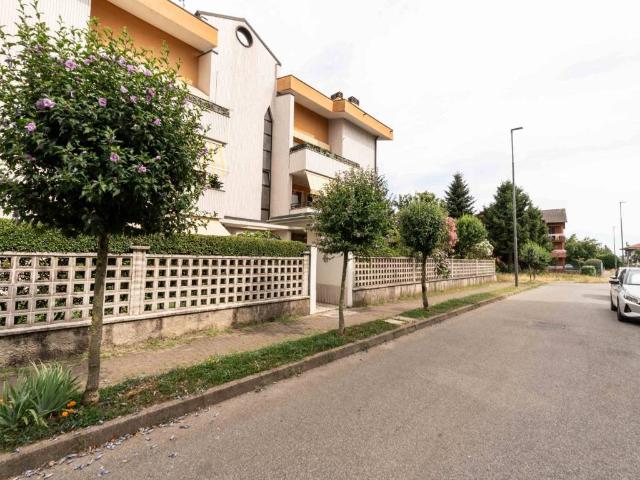 Appartamento in vendita a Cesate MI