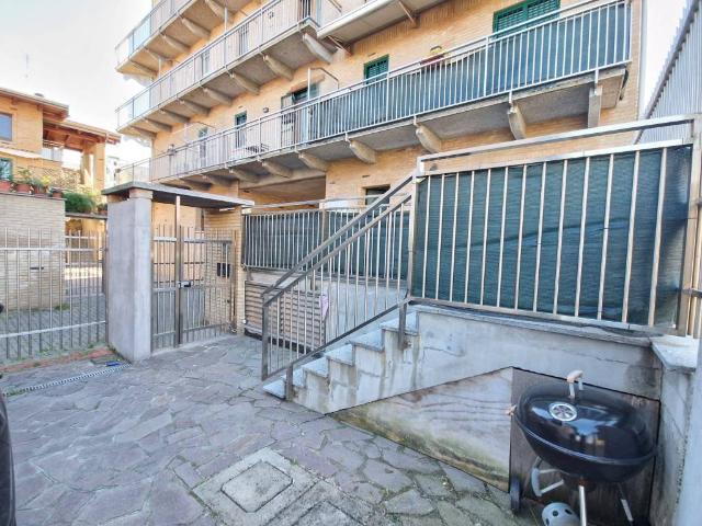 Appartamento in vendita a Cesano Boscone MI