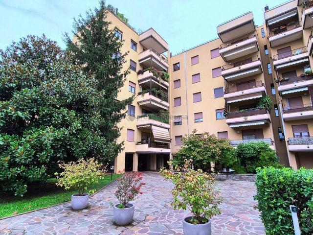 Appartamento in vendita a Cesano Maderno MB