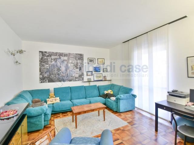 APPARTAMENTO in VENDITA a CESANO MADERNO di 4 vani