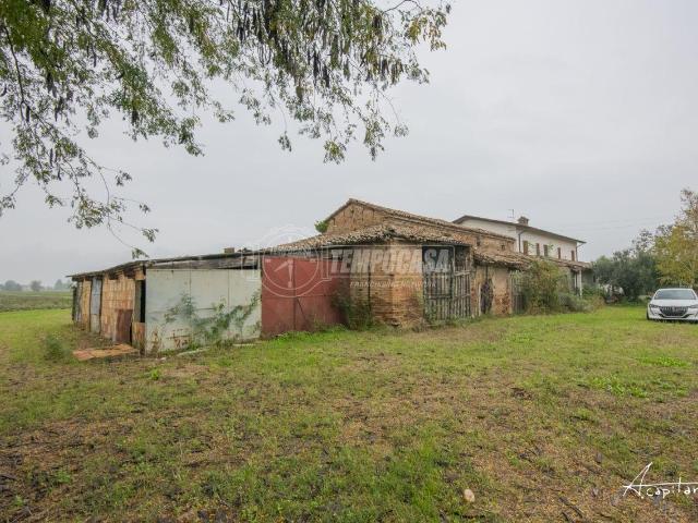 Casa indipendente in vendita a Cesena