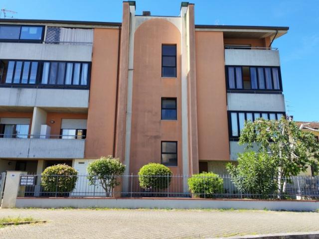 Appartamento in vendita a Cesena via marino moretti