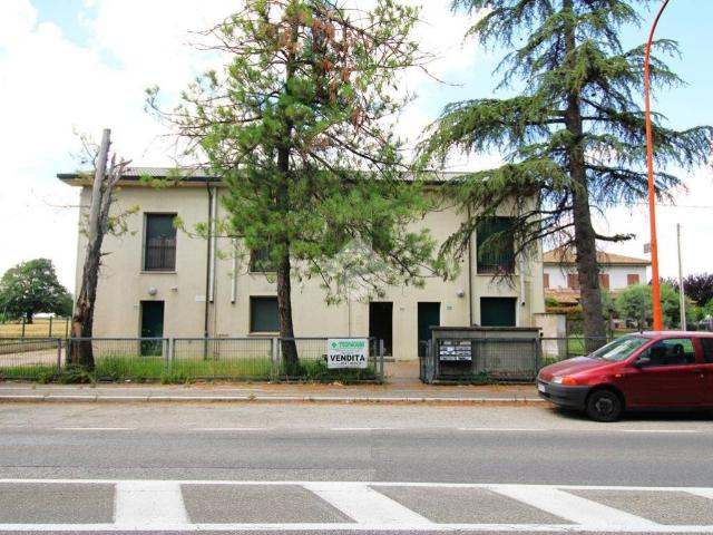 Palazzo / Stabile in vendita a Cesena FC