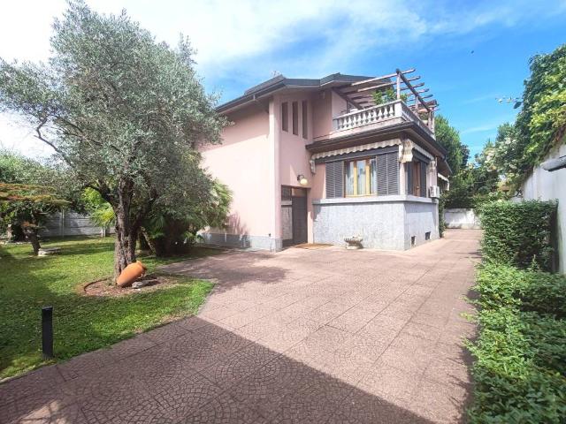Appartamento in vendita a Cernusco sul Naviglio MI