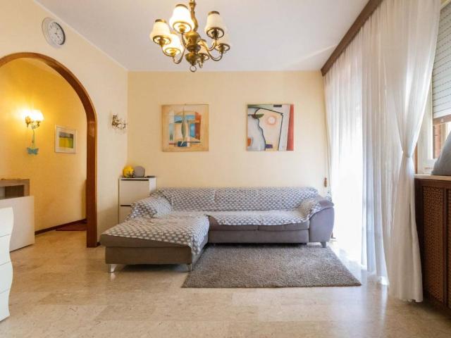 Appartamento in vendita a Cerano NO