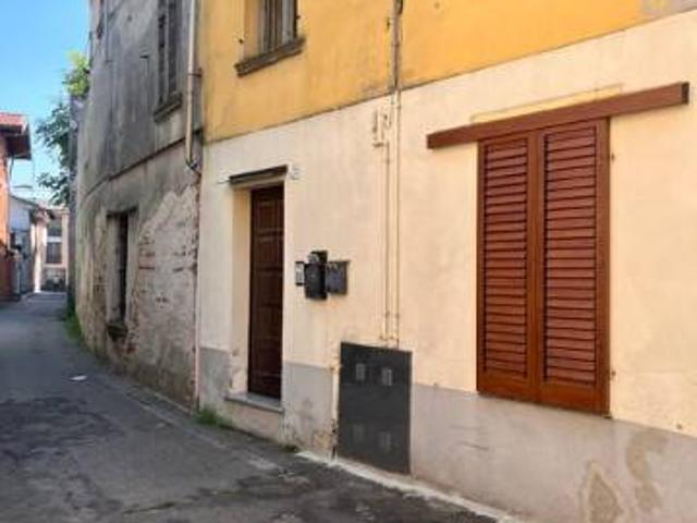 Appartamento in vendita a Cerano NO