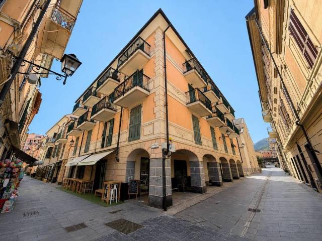 Appartamento in vendita a Ceriale SV