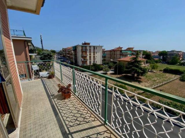Appartamento in vendita a Ceriale SV