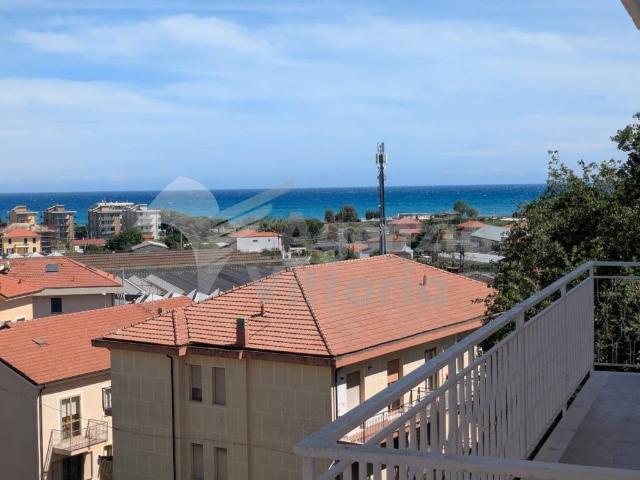 Appartamento in vendita a Ceriale via San Bernardo, 10