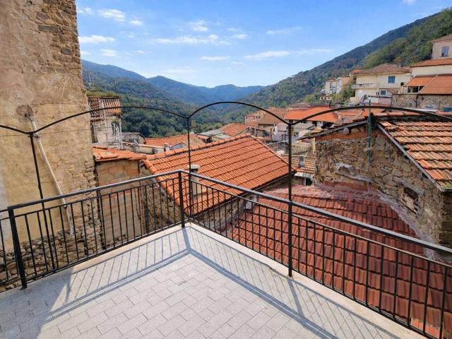 Appartamento in vendita a Ceriana IM